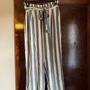 American eagle high waisted  paper bag pants